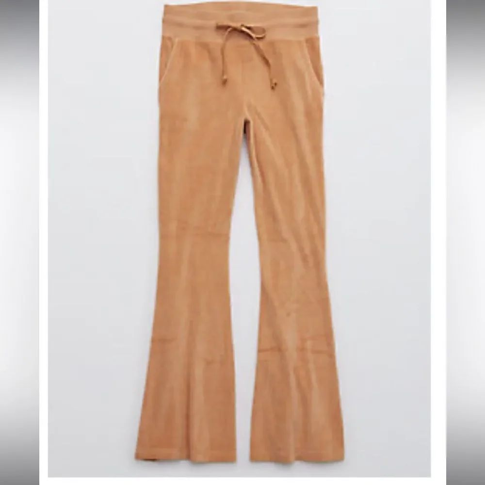 🚨4/$25 Aerie Velour High Waisted Brown Flare Pant Size Small